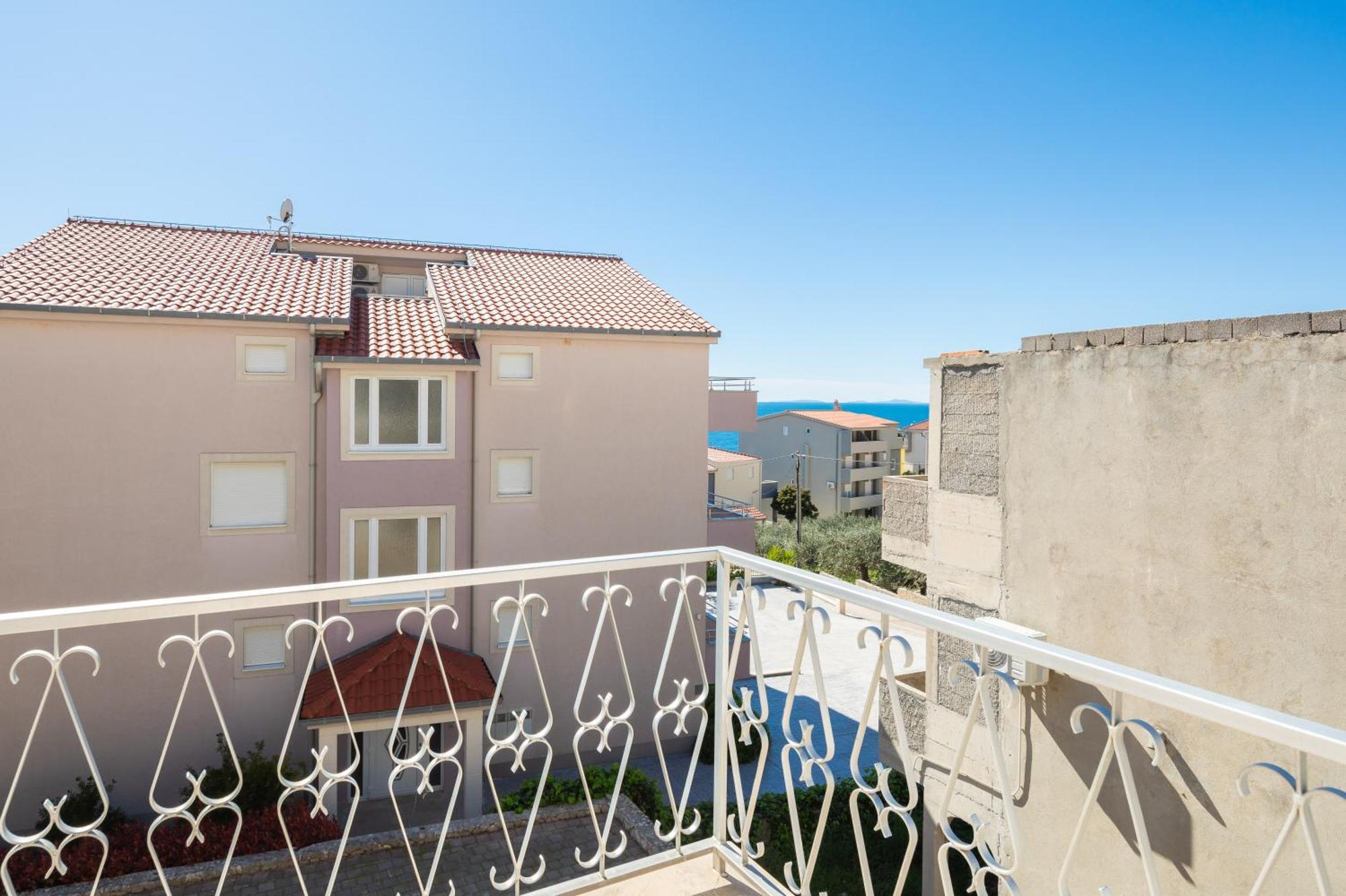 Sunshine Suites Omiš Exteriér fotografie