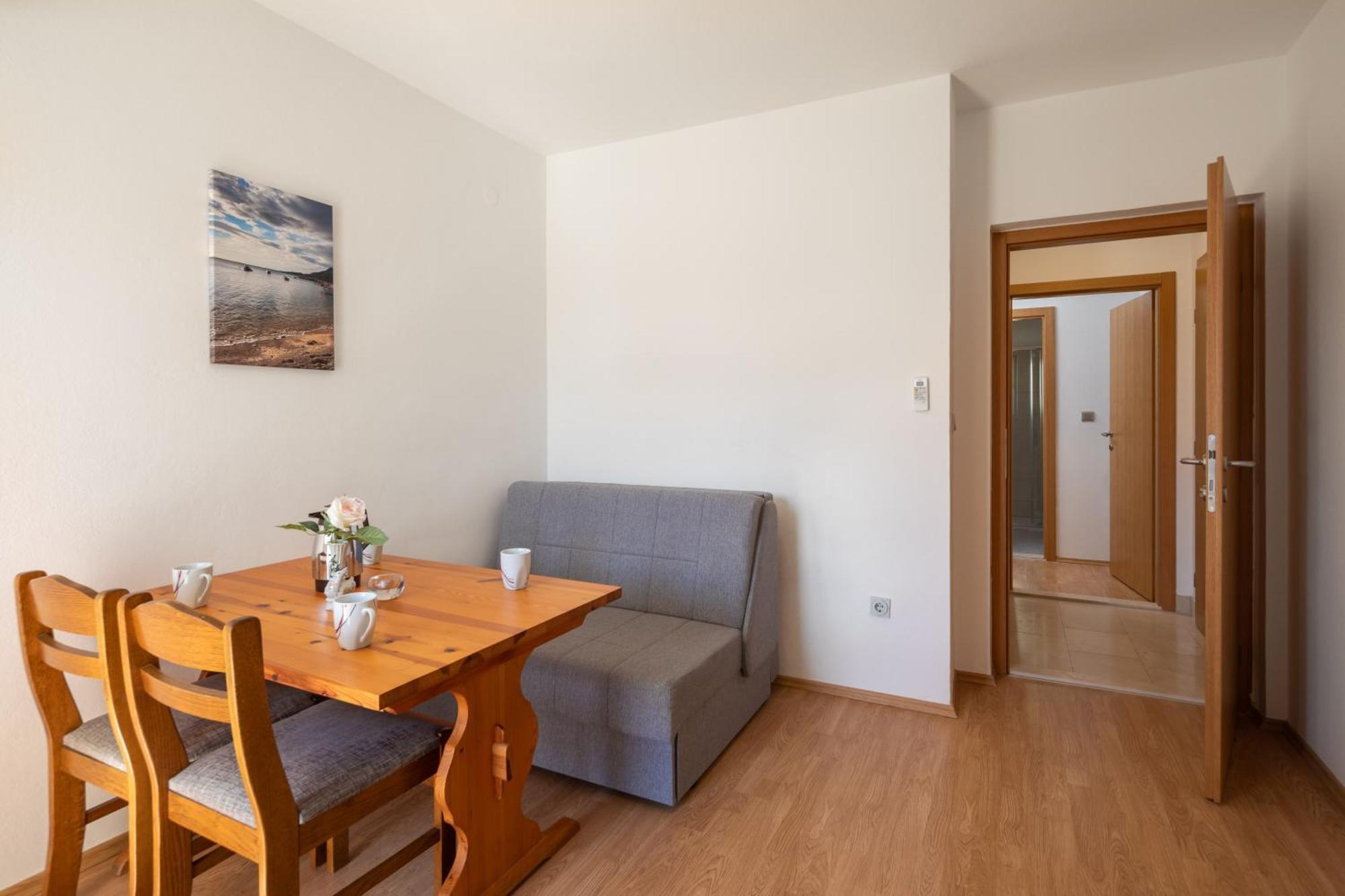 Sunshine Suites Omiš Exteriér fotografie