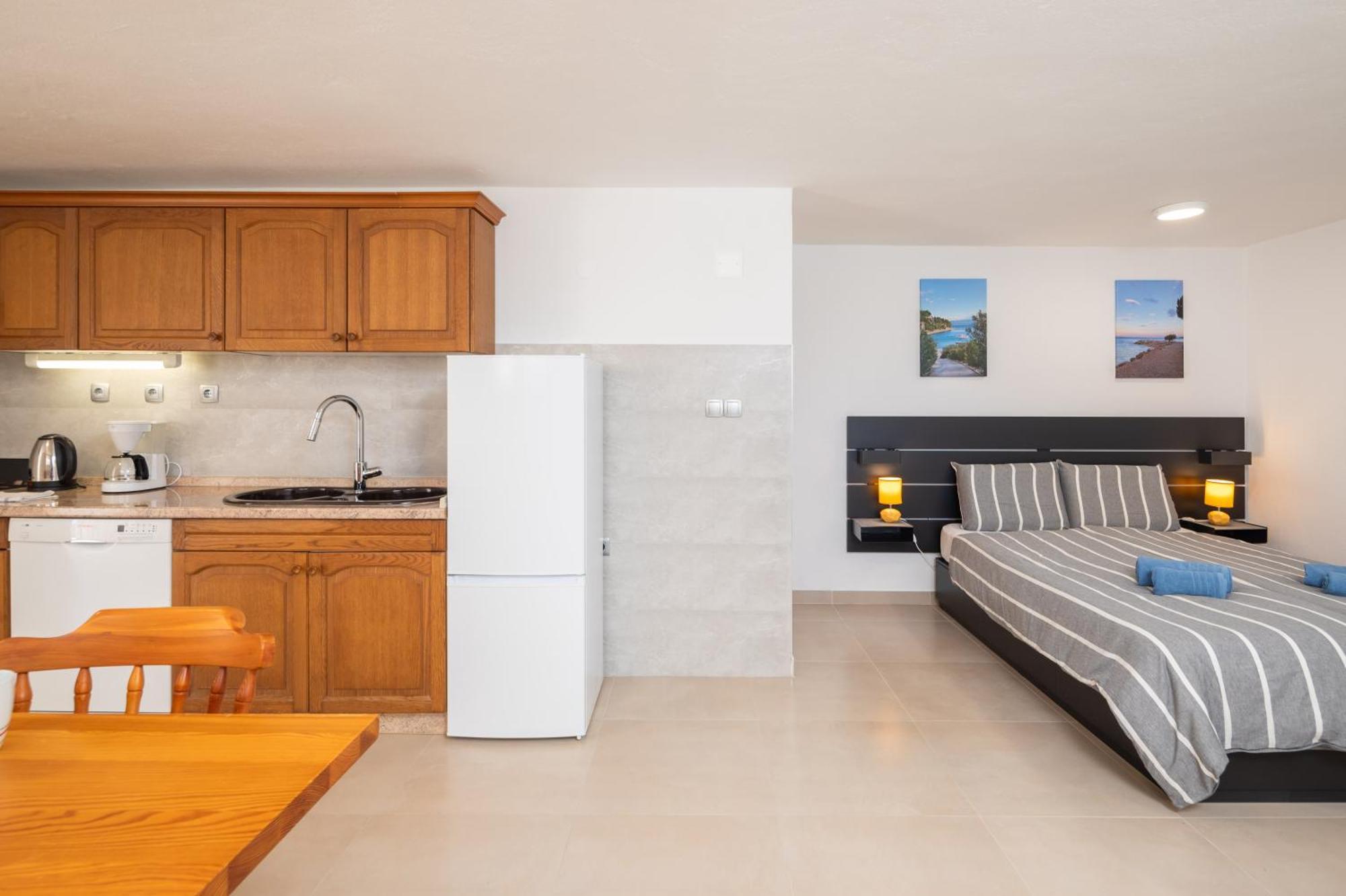 Sunshine Suites Omiš Exteriér fotografie